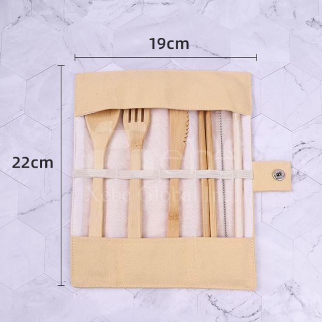綠色竹製環保餐具