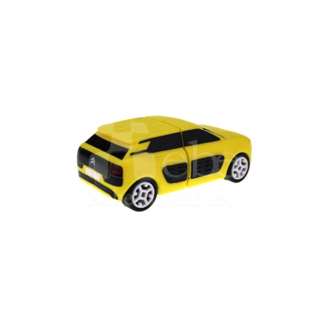 黃色汽車模型一卡通 