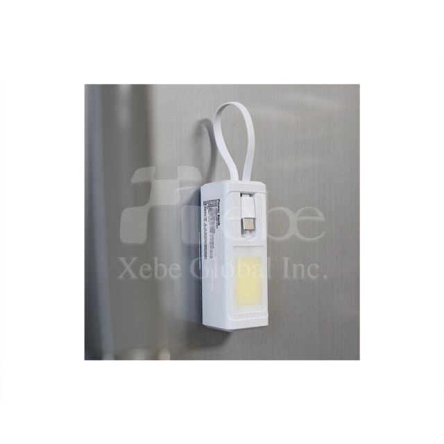 客製化自帶線快充行動電源